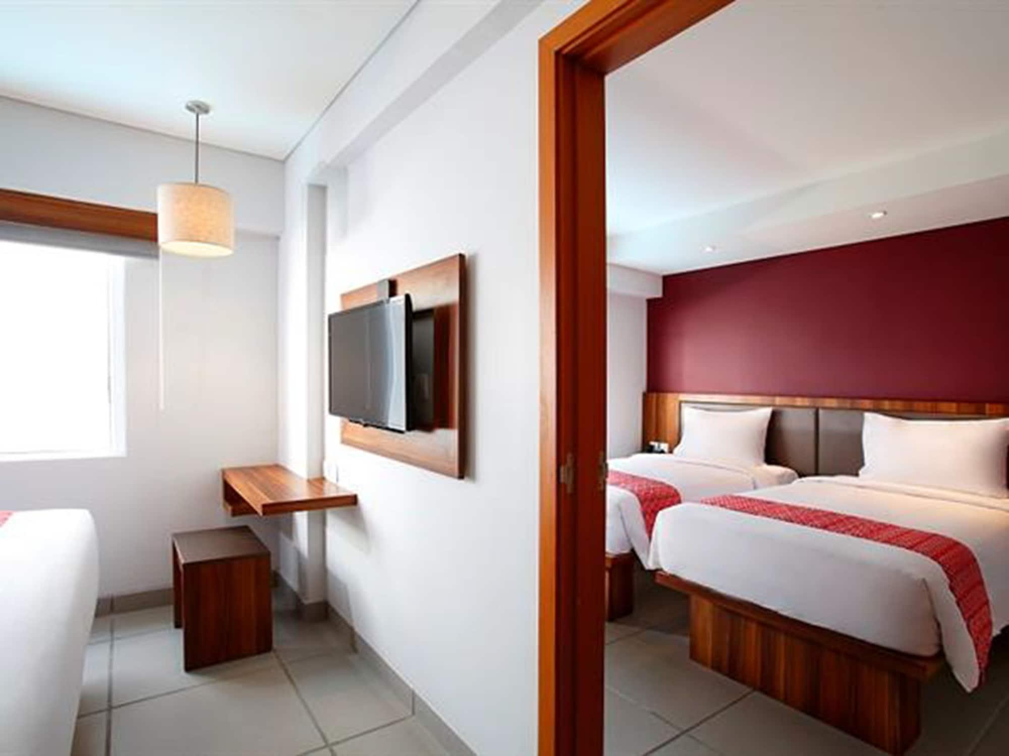 Hotel Swiss-Belexpress Kuta Legian Zewnętrze zdjęcie