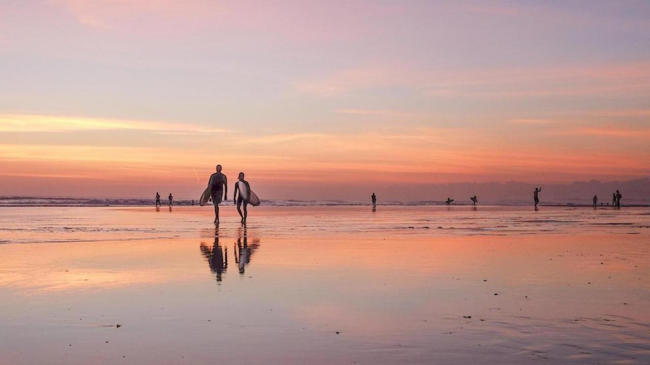 Hotel Swiss-Belexpress Kuta Legian Zewnętrze zdjęcie