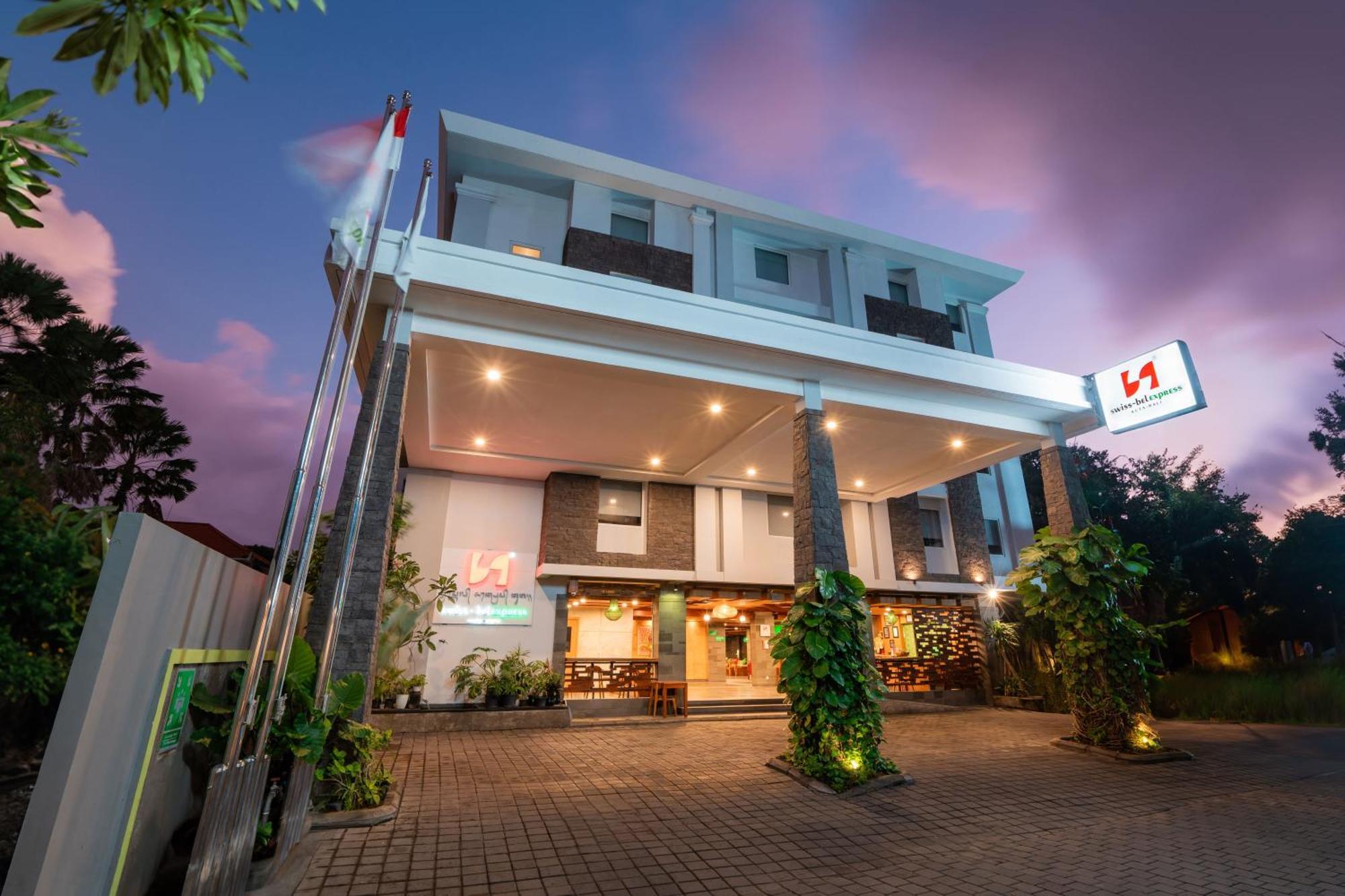 Hotel Swiss-Belexpress Kuta Legian Zewnętrze zdjęcie